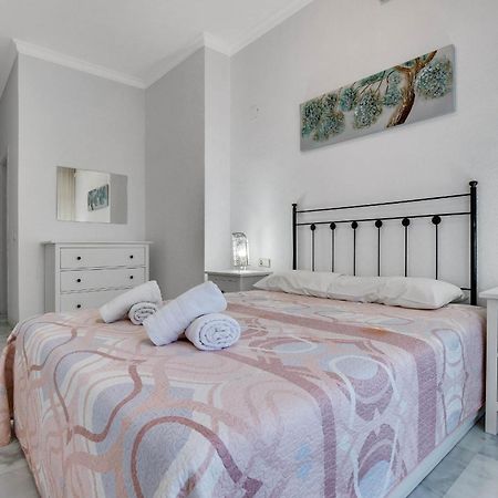 Apartamento Para 6 Con Wifi, Ac, Piscina Y Parking Gratis ベナルマデナ エクステリア 写真