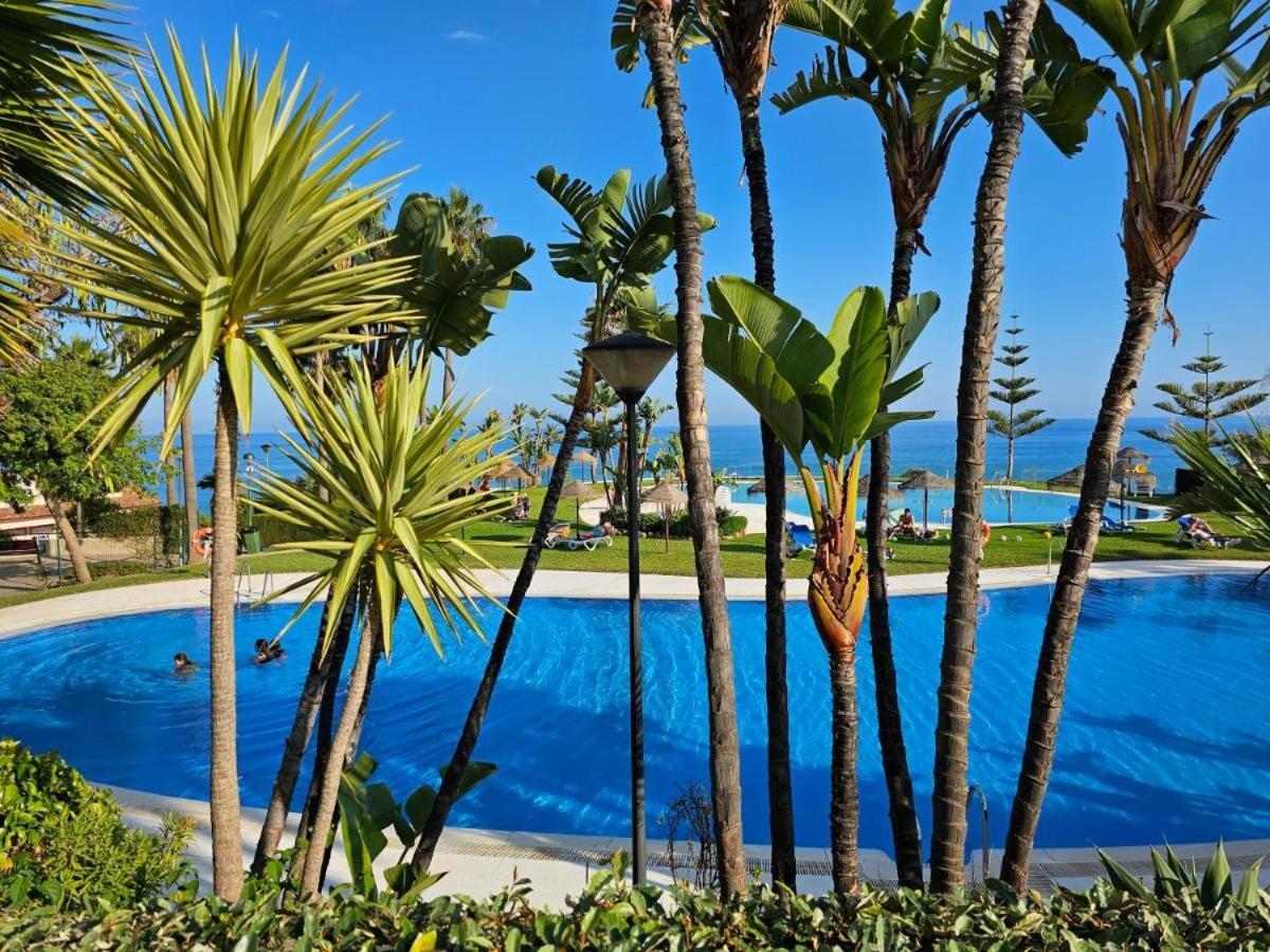 Apartamento Para 6 Con Wifi, Ac, Piscina Y Parking Gratis ベナルマデナ エクステリア 写真