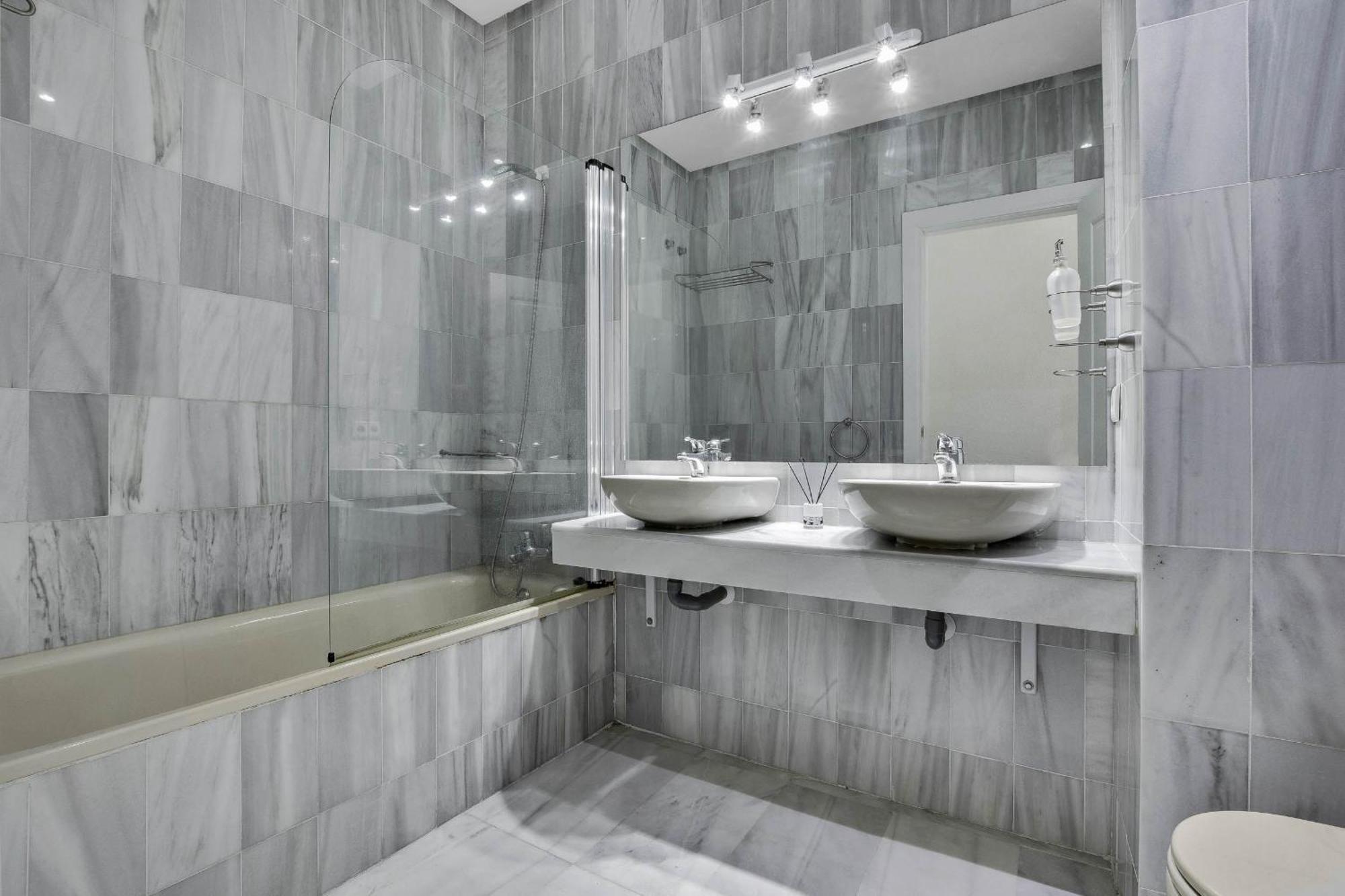 Apartamento Para 6 Con Wifi, Ac, Piscina Y Parking Gratis ベナルマデナ エクステリア 写真