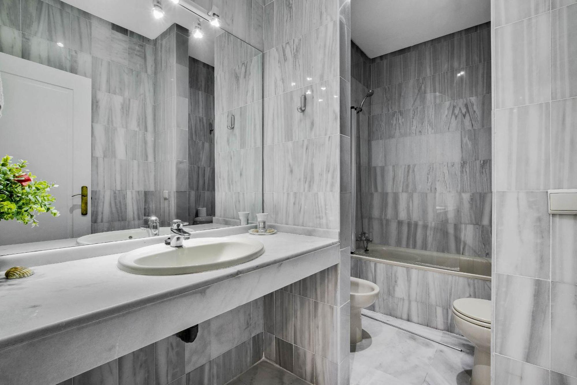 Apartamento Para 6 Con Wifi, Ac, Piscina Y Parking Gratis ベナルマデナ エクステリア 写真